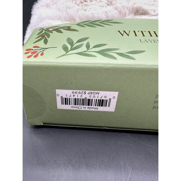 New PAPER SOURCE Women’s Beige Sherpa HEATABLE SLIPPERS Lavender Infused OS - Picture 2 of 5